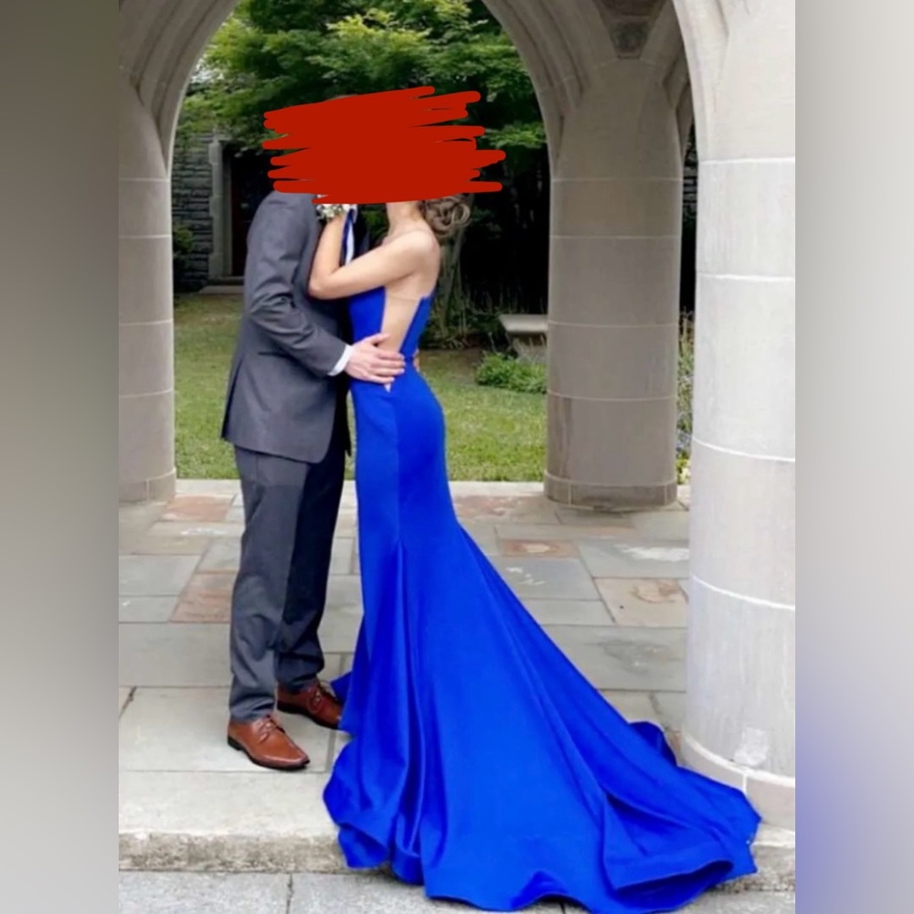 Beautiful Royal Blue JOVANI Prom Dress.
